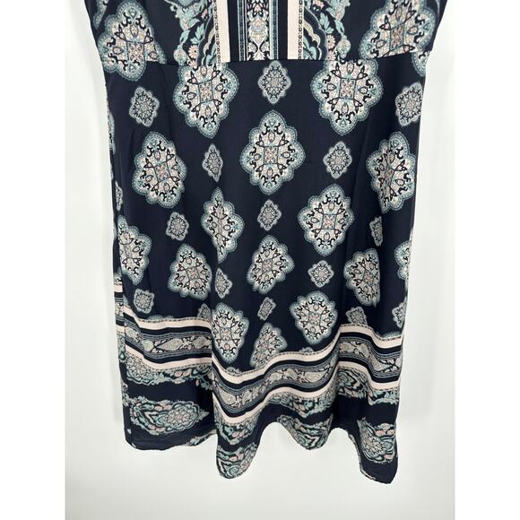 Ann Taylor Medallion Print Sleeveless Blue Cream Shift Dress Women's Size 4 - Picture 5 of 10